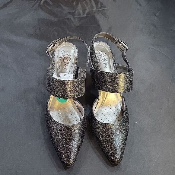 BRAND NEW LIFESTRIDE SOFT SYSTEM WOMENS SLINGBACK STRAP SANDAL - Picture 2 of 14